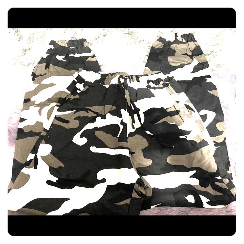Camo print joggers